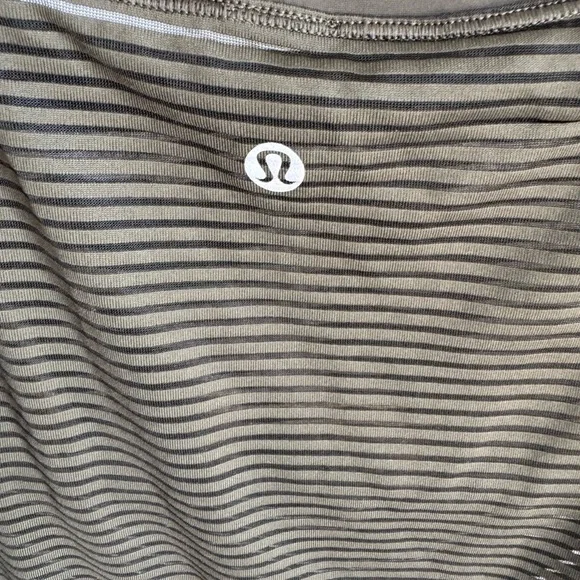 lululemon athletica Olive Striped Long Sleeve Top - Picture 4 of 9